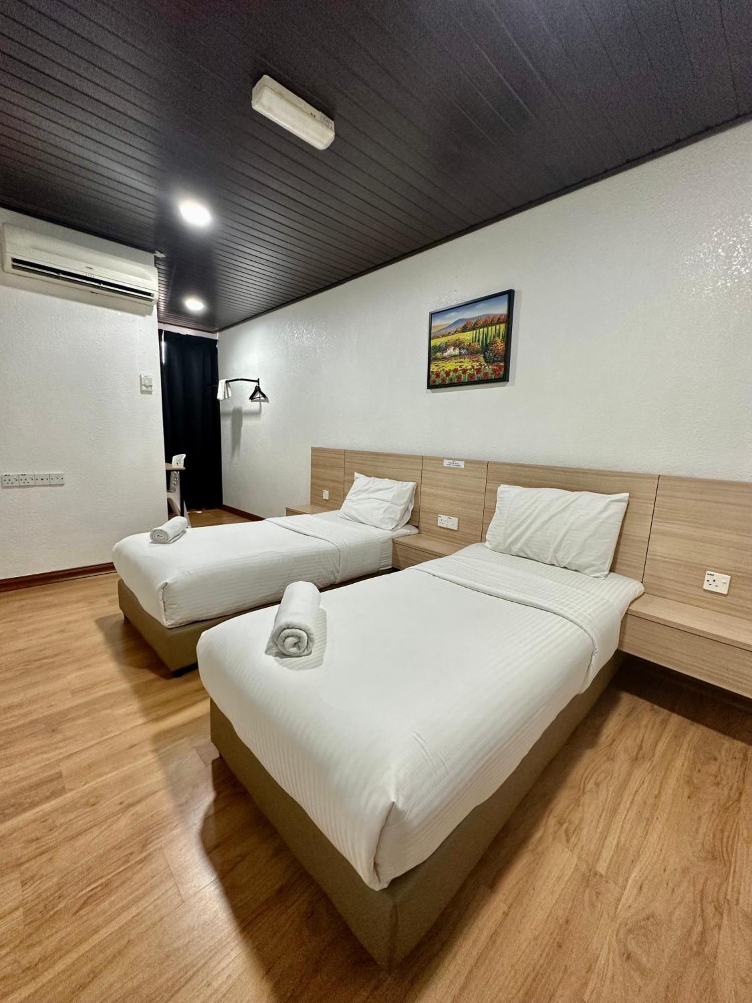 Kangar Hotel Sdn Bhd Ngoại thất bức ảnh
