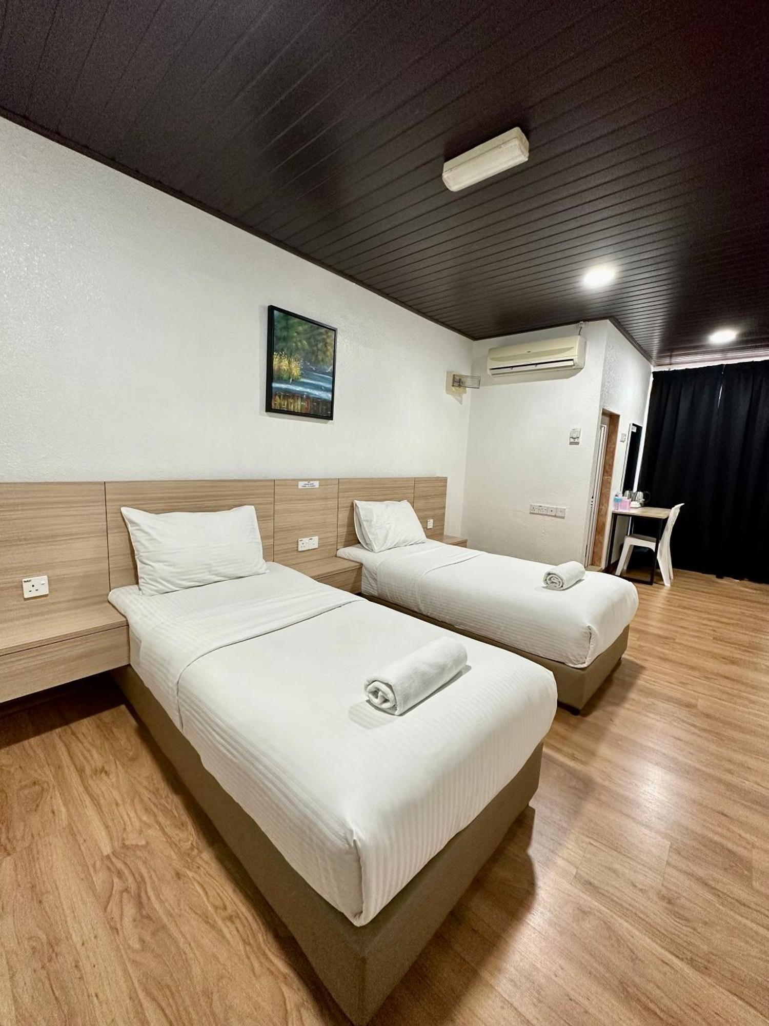 Kangar Hotel Sdn Bhd Ngoại thất bức ảnh