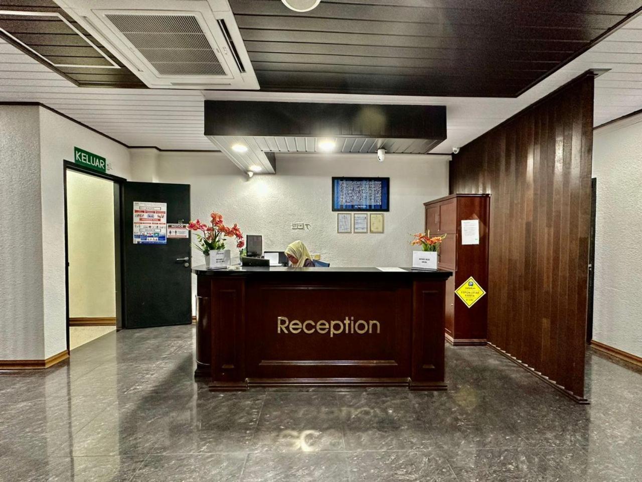 Kangar Hotel Sdn Bhd Ngoại thất bức ảnh